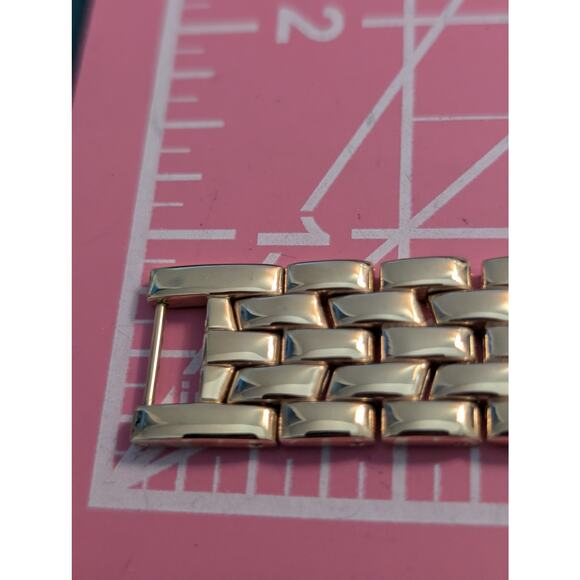 Neo Vintage GRUEN Precision 'Cintree Curvex' Quartz  30mm Unisex Watch - Picture 5 of 8